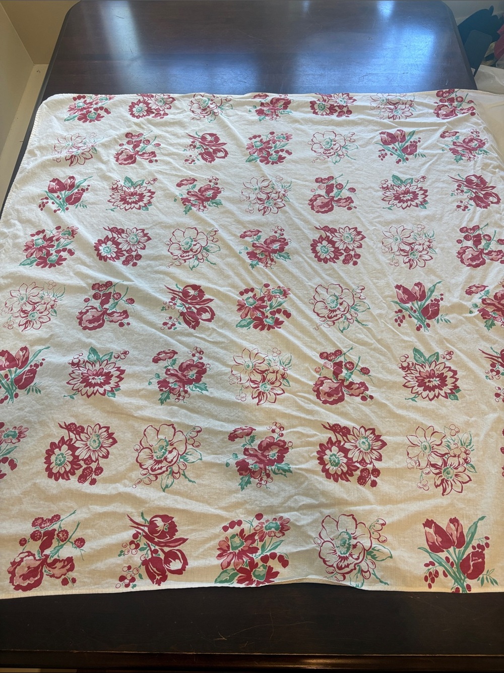 Vtg 1950s Floral Cotton Tablecloth Mid Century Pink Red